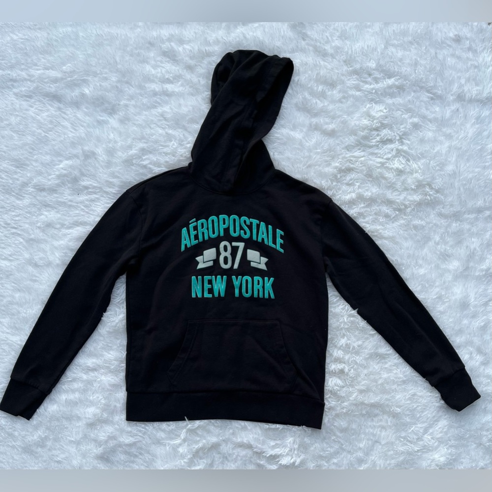 AEROPOSTALE BLACK WITH TEAL LOGO PULLOVER HOODIE. SIZE SMALL